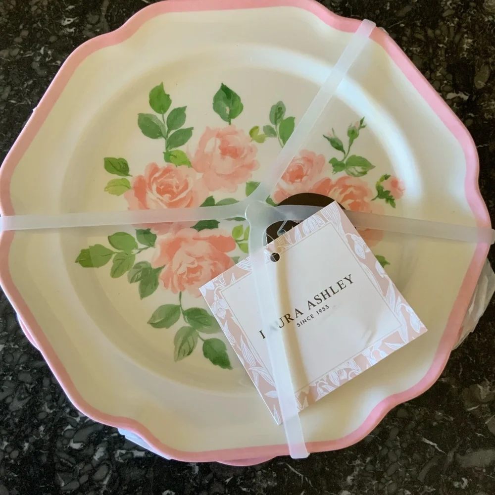 LAURA ASHLEY Melamine Pink Roses 8.5” Salad Plates SET OF 4 NEW Shabby Chic